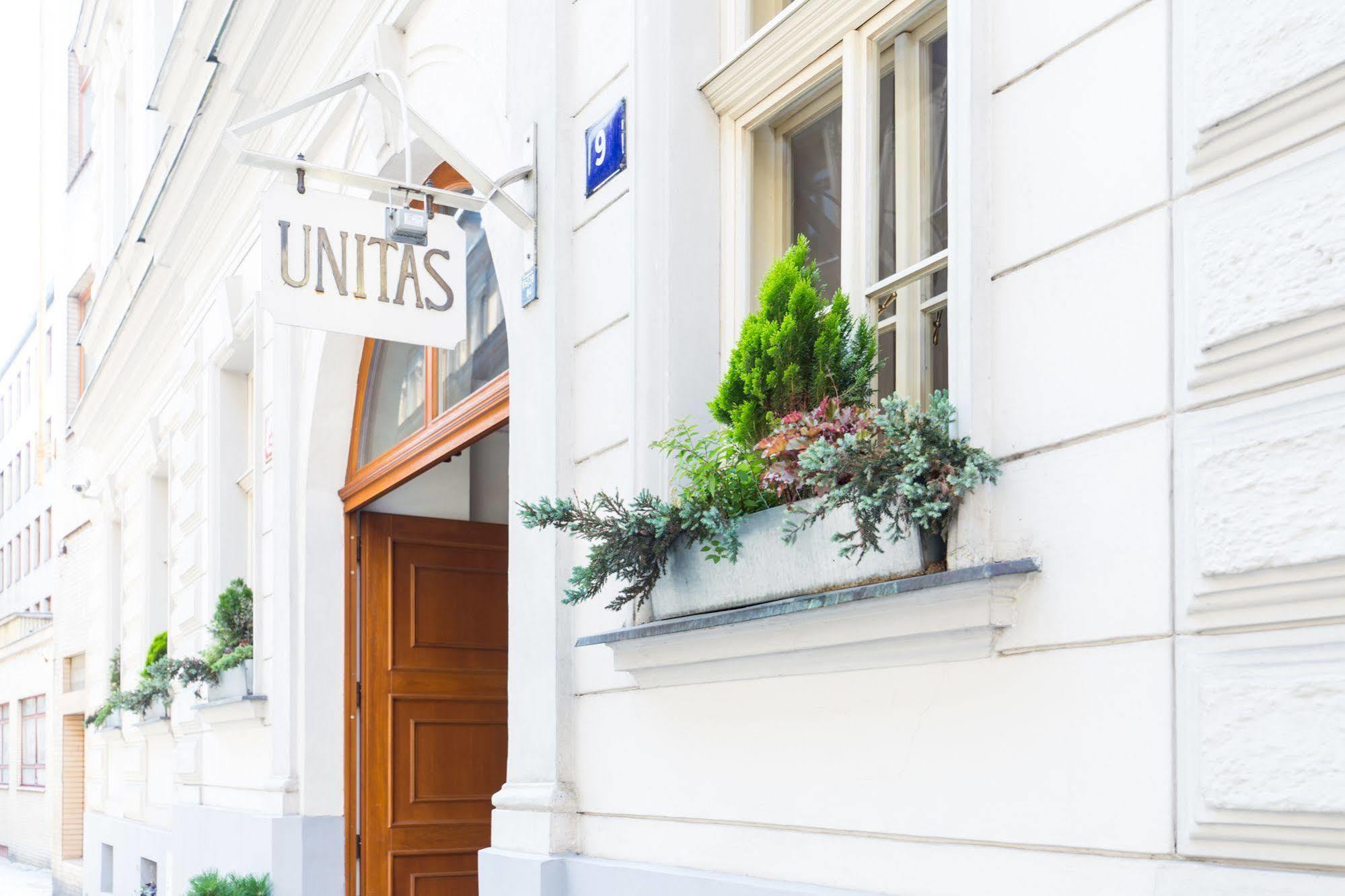 Unitas Hotel Prague Exterior photo